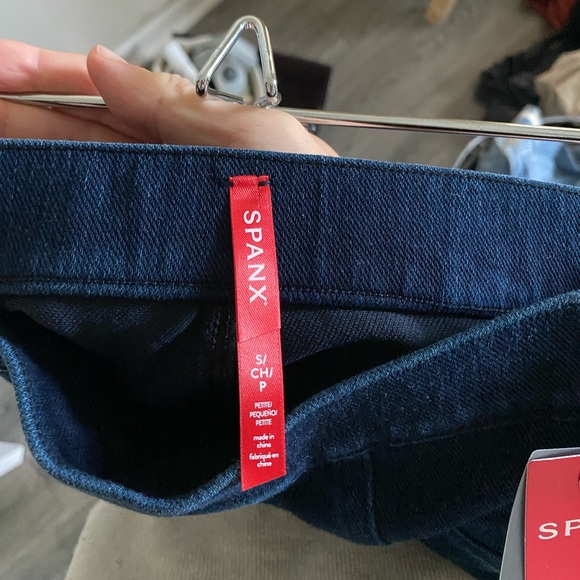 Spanx Petite Jean-ish Leggings Women’s Size Small - Picture 5 of 7